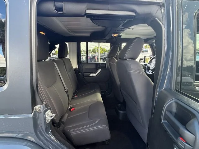 Used 2016 Gray Jeep Unlimited Sahara image 14