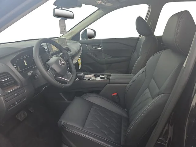 2026 Nissan Rogue Platinum - Photo 9