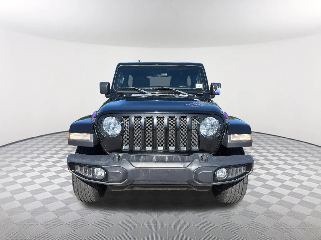 Used 2020 Black Jeep Unlimited Sahara Altitude image 2
