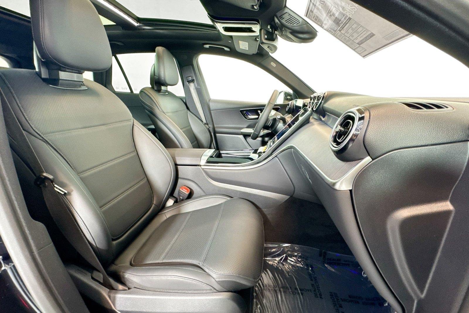 New 2026 Black Mercedes-Benz GLC 300 image 26