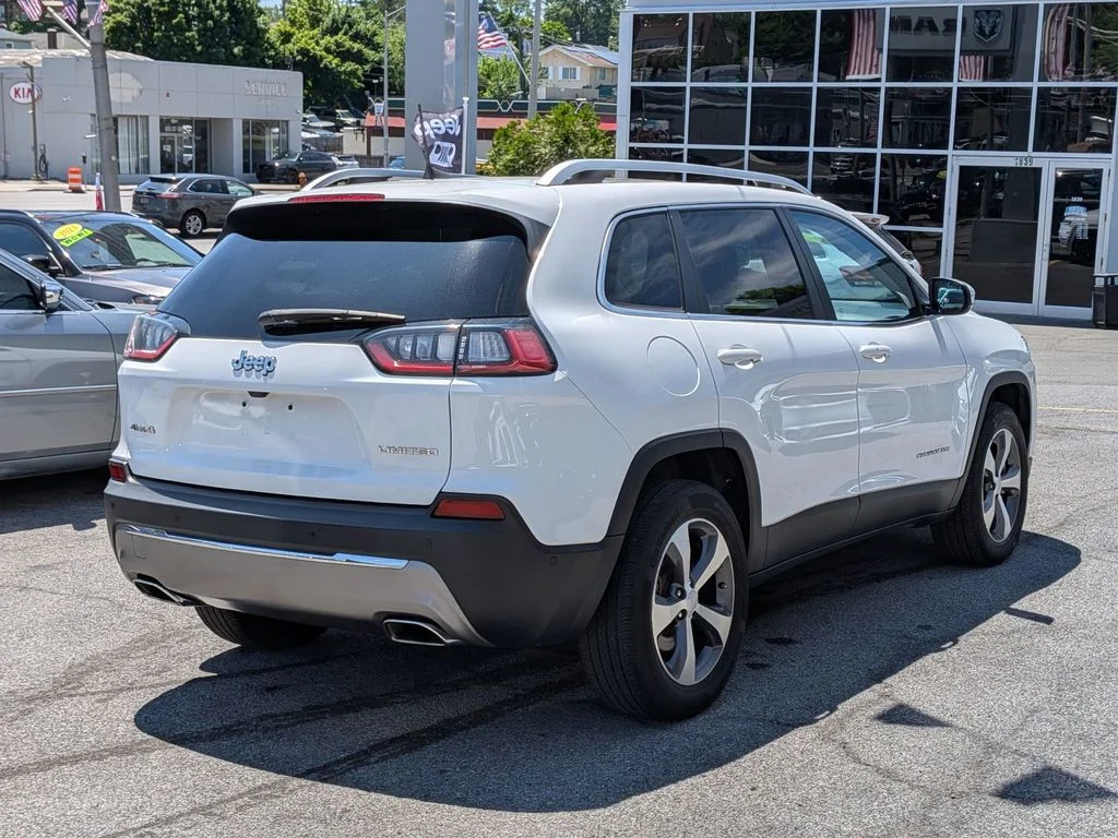 Used 2021 White Jeep Limited image 6