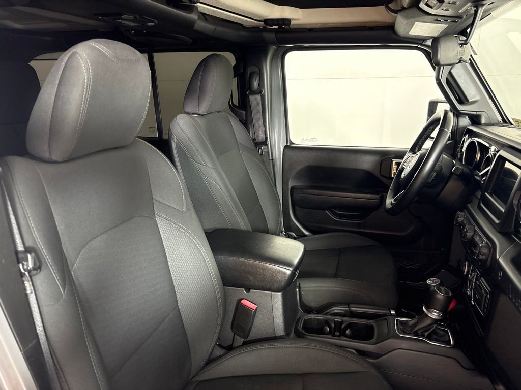 Used 2022 Gray Jeep Unlimited Sport Altitude image 17