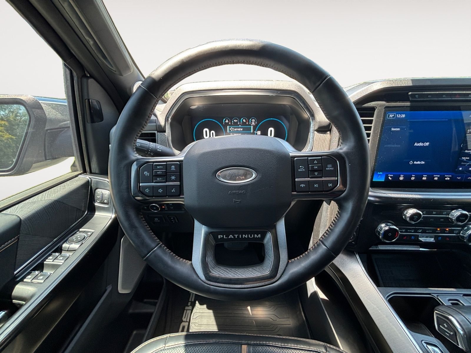 Used 2022 Silver Ford Platinum image 12