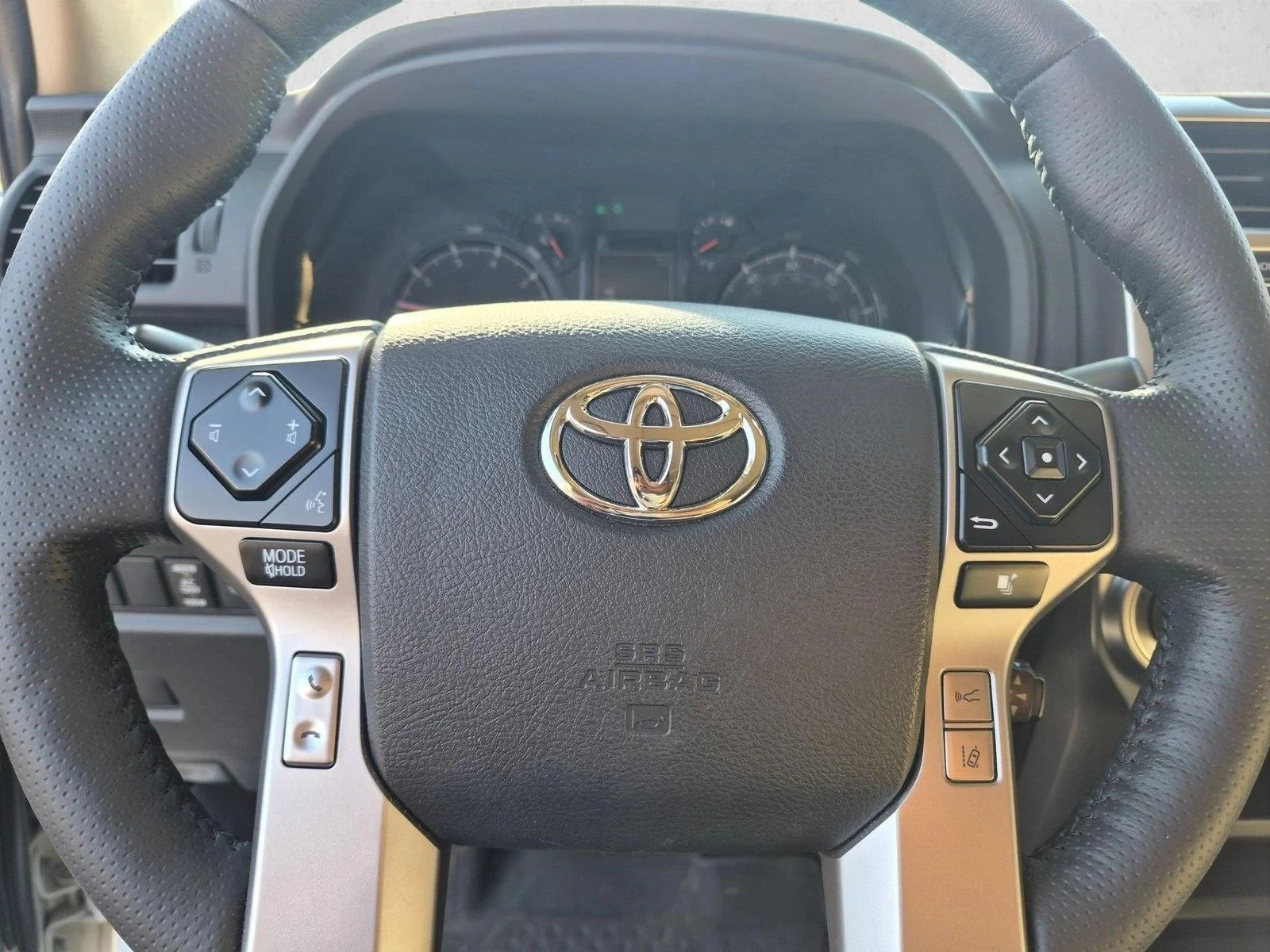 Used 2023 Ice Cap Toyota SR5 Premium image 13