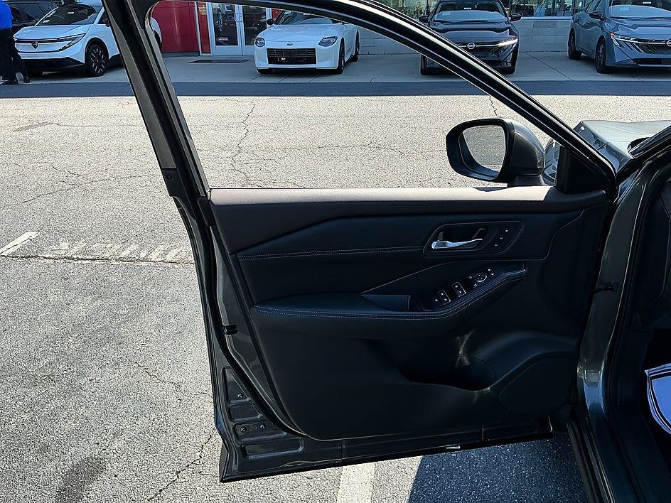 Used 2023 Gun Metallic Nissan SL image 11