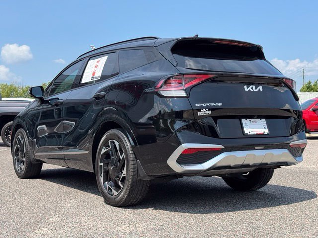 Used 2023 Black Kia SX-Prestige image 6