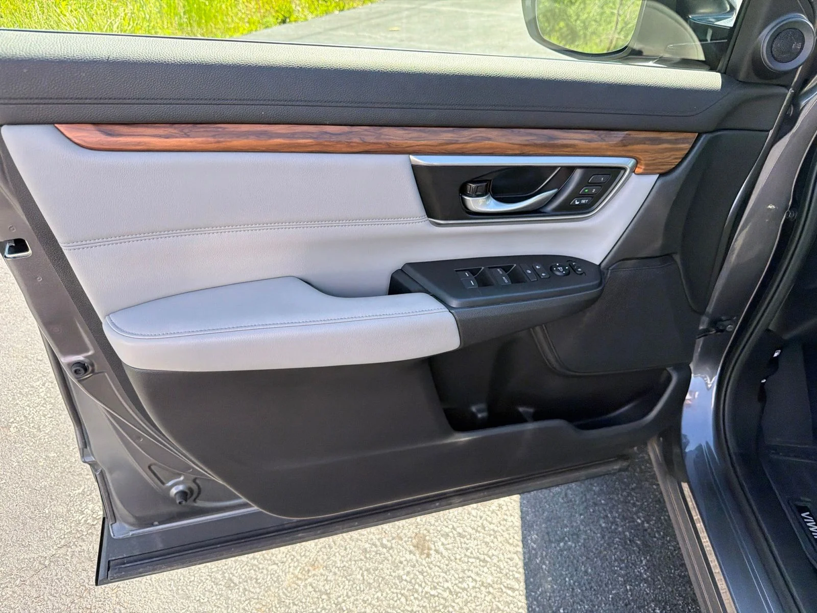 Used 2021  Honda EX-L image 11