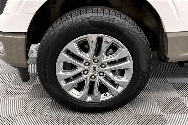 Used 2025 Star White Metallic Tri-Coat Ford King Ranch image 10