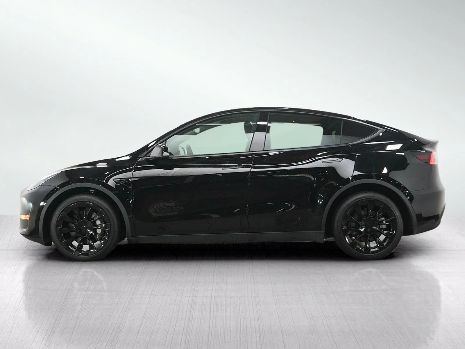 Used 2023 Tesla Model Y Long Range with VIN 7SAYGDEE8PF800540 for sale in Burnsville, MN