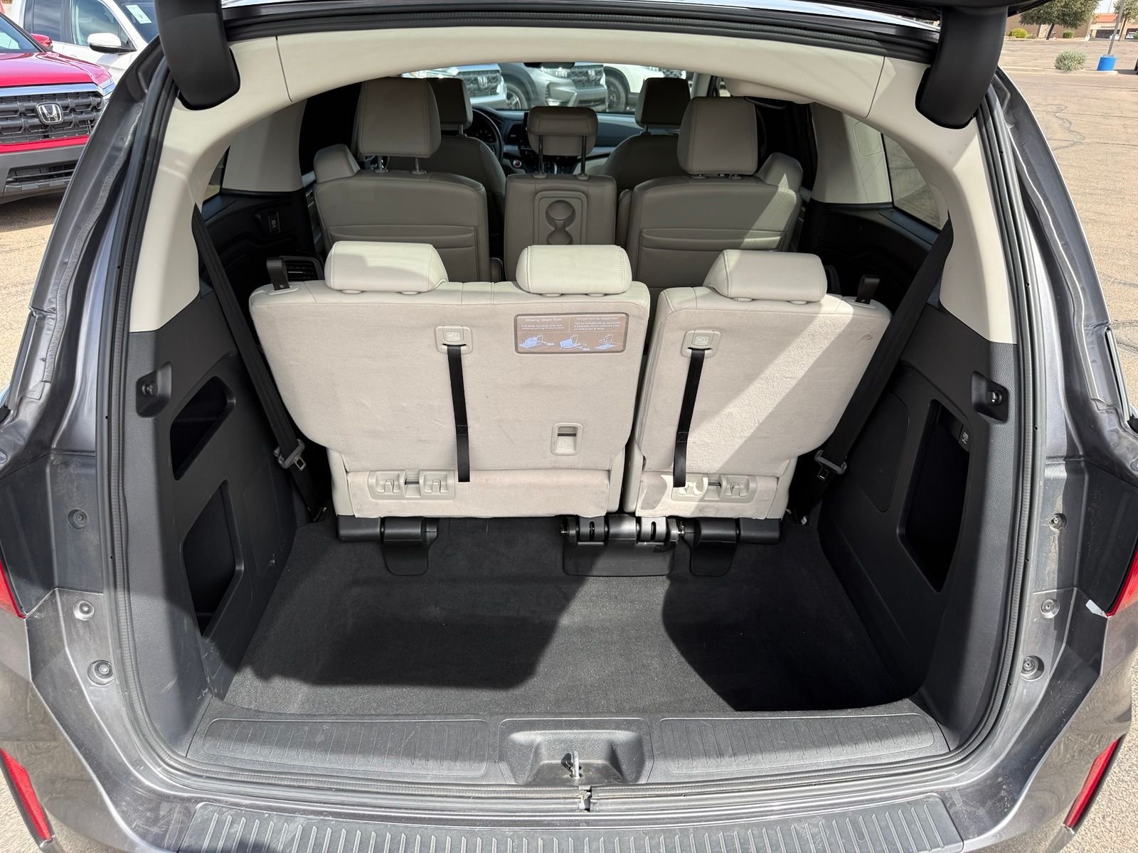 Used 2025 Solar Silver Metallic Honda EX-L image 44