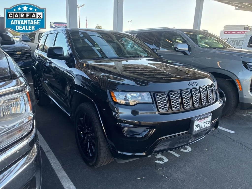 2020 Jeep Grand Cherokee Altitude 4WD's photo