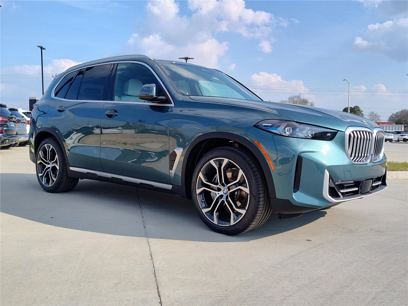 New 2026 Blue Ridge Mountain Metallic BMW sDrive40i image 6