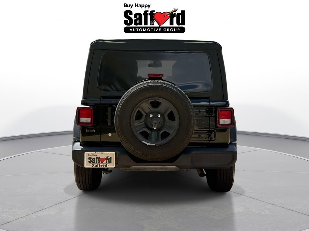 Used 2020 Black Jeep Unlimited Sport image 7