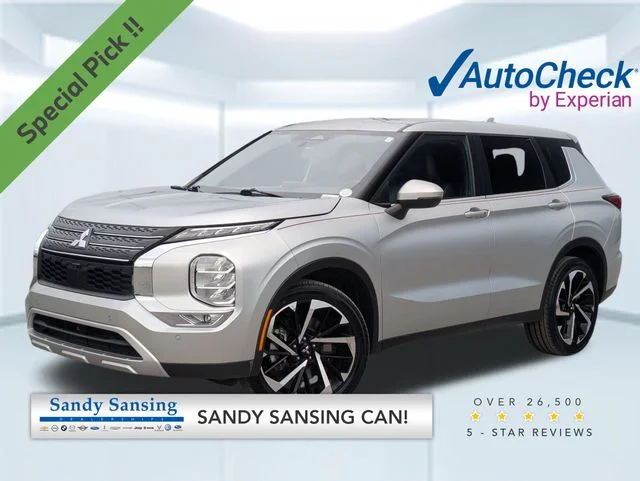 2024 Mitsubishi Outlander SE 2WD's photo