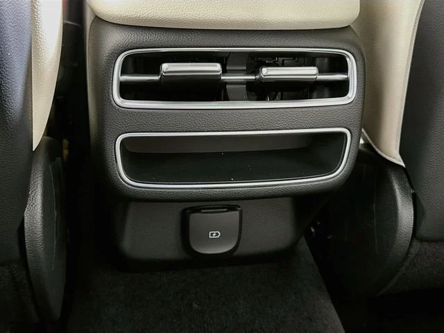 New 2027 Genesis GV70 2.5T Select