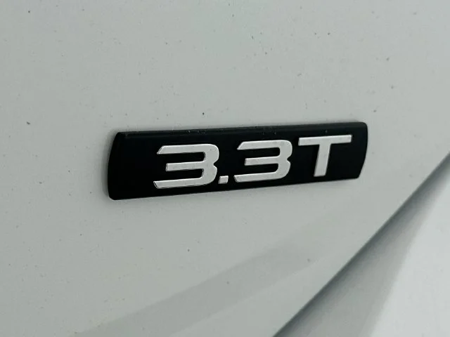New 2026 White Genesis 3.3T Sport Prestige image 27