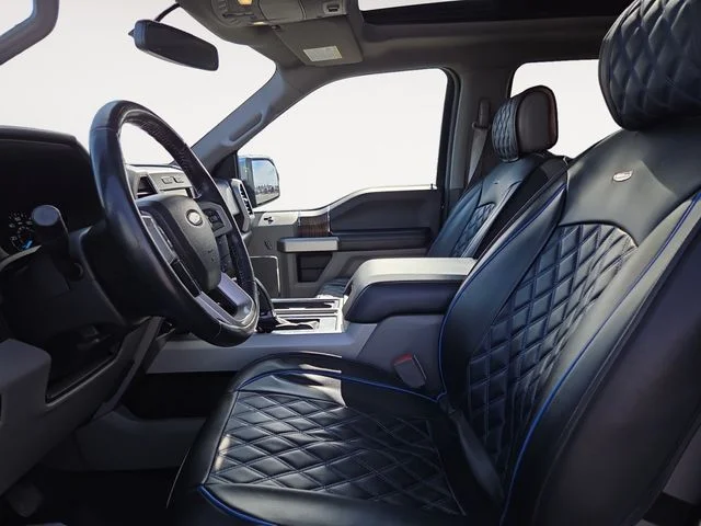 Used 2018 Blue Ford Lariat image 9