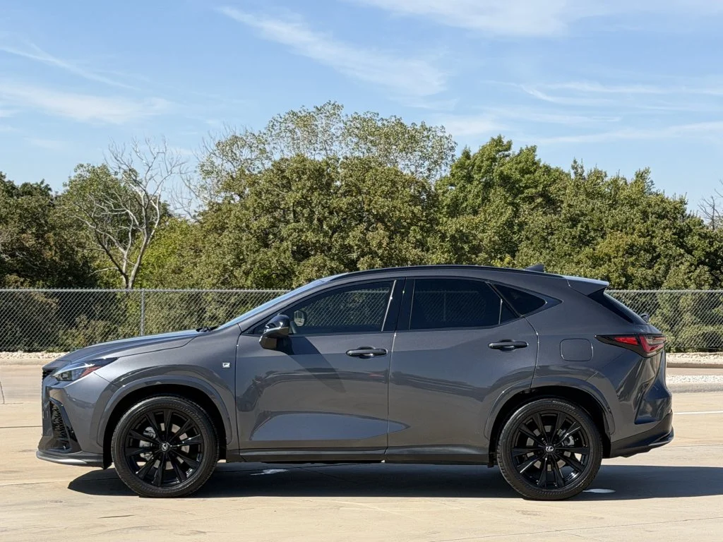 Used 2024 Gray Lexus 350 F SPORT Handling image 3