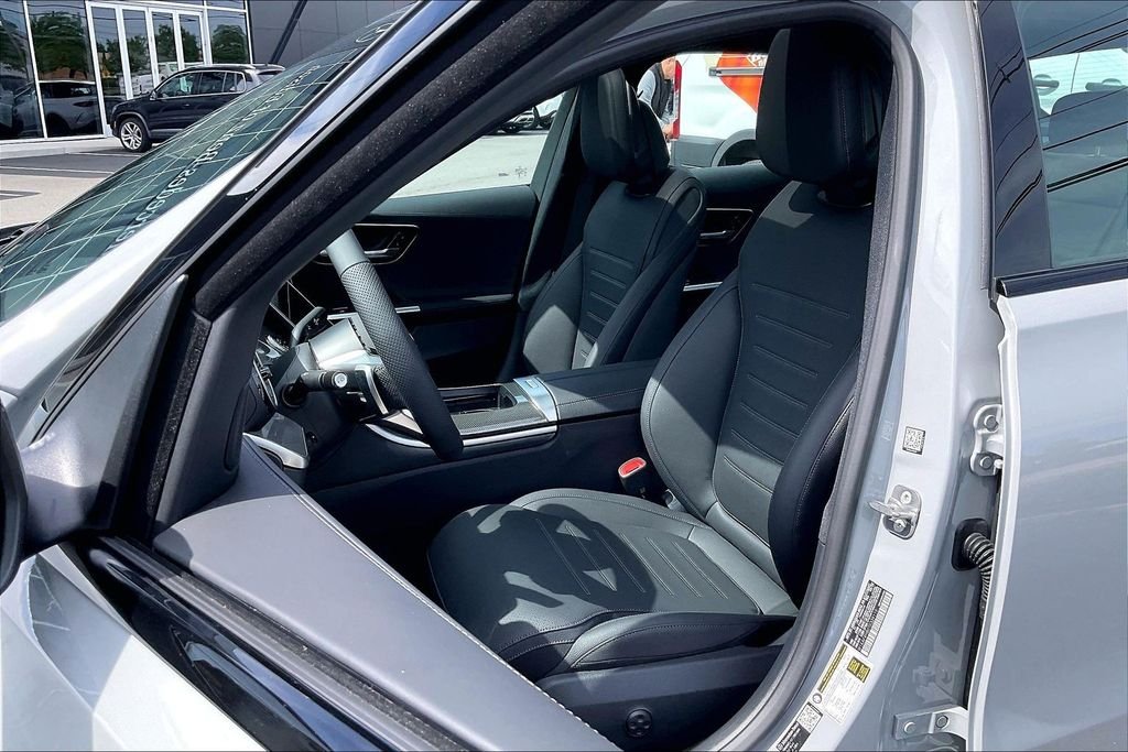 New 2026 MANUFAKTUR Alpine Grey Mercedes-Benz C 300 image 9