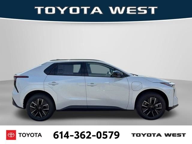 New 2026 Wind Chill Pearl Toyota XLE image 6