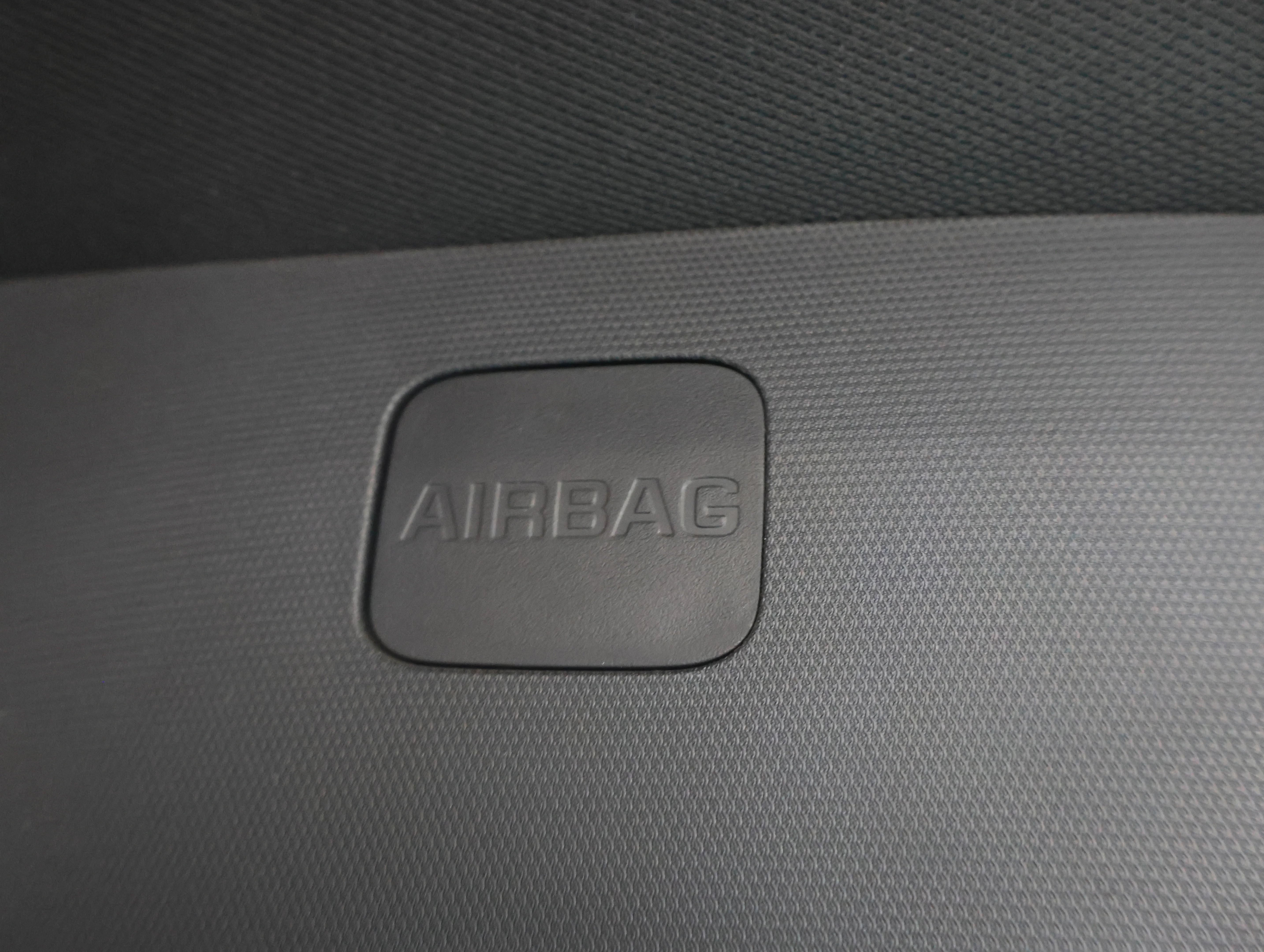Used 2022 Summit White GMC AT4 image 48