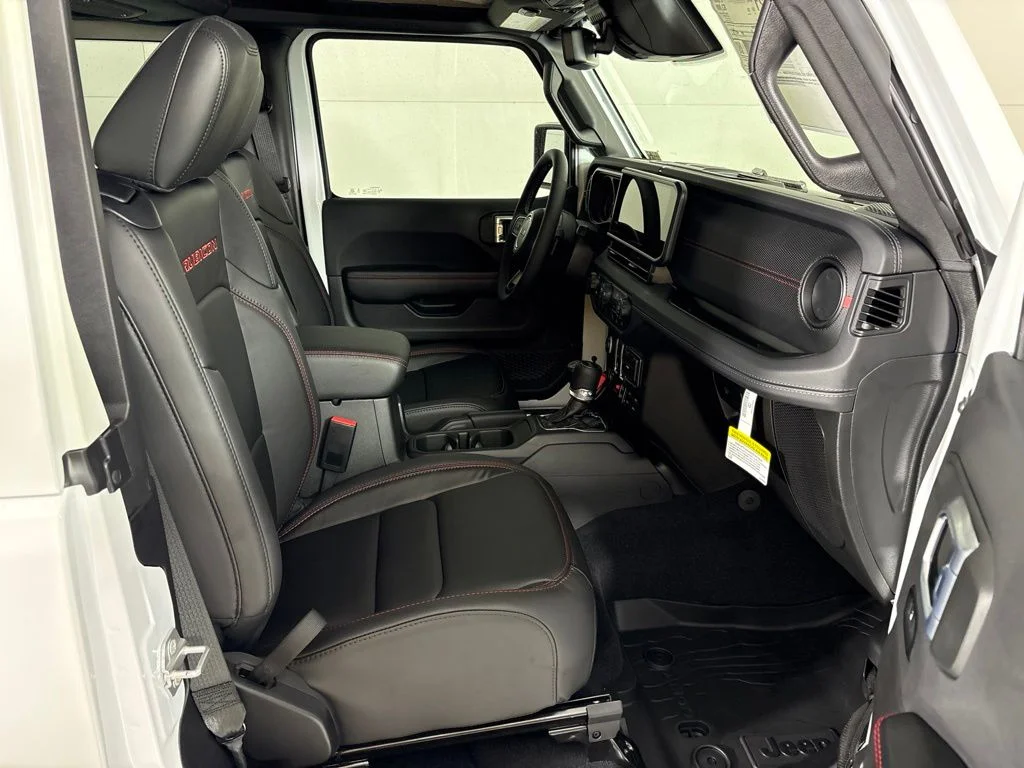 New 2027 White Jeep Rubicon X image 17