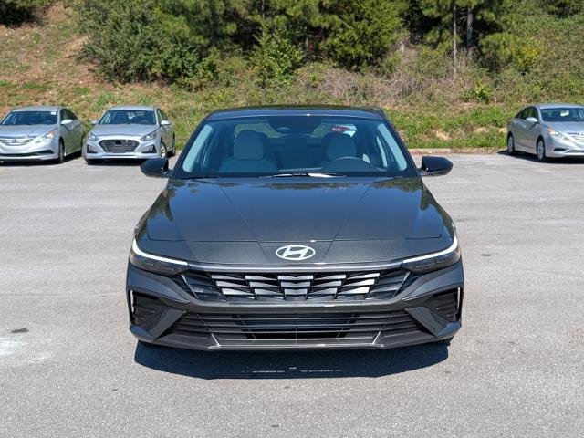 New 2026 Amazon Gray Hyundai SEL Sport Plus image 3