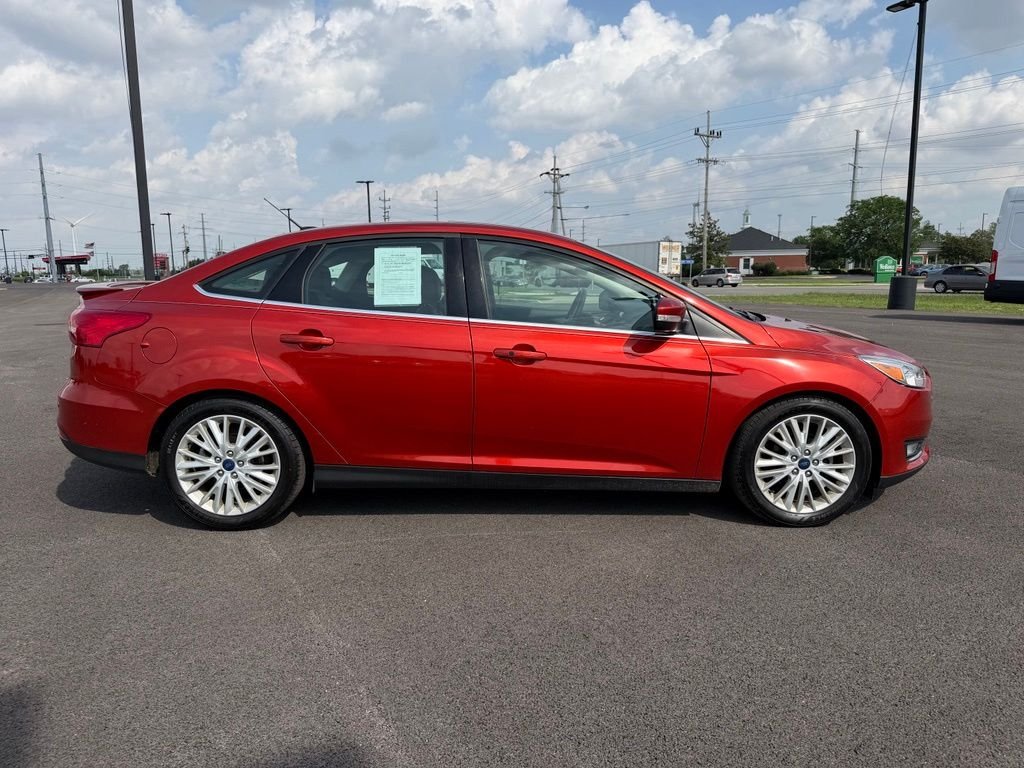 Used 2018 Red Ford Titanium image 4