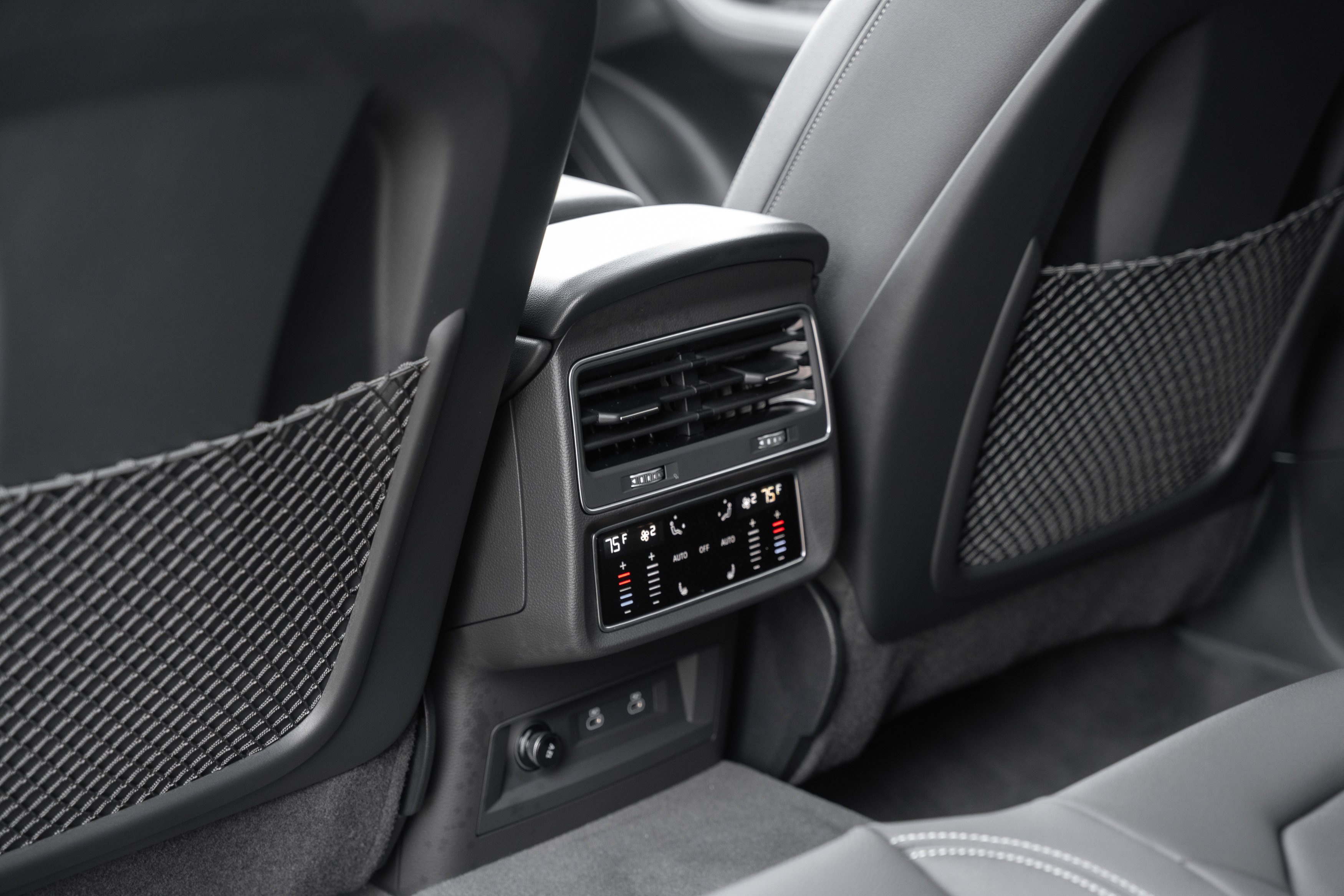 2026 Audi Q8 Premium Plus - Photo 28