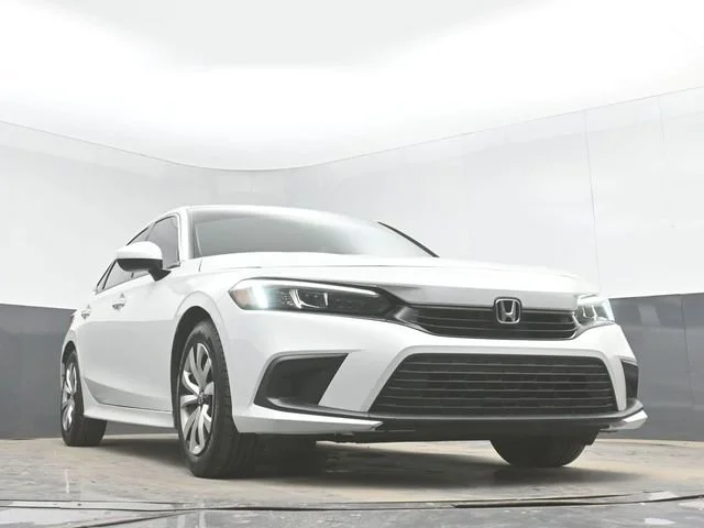 Used 2023 Platinum White Pearl Honda 2.0L 4D LX image 91