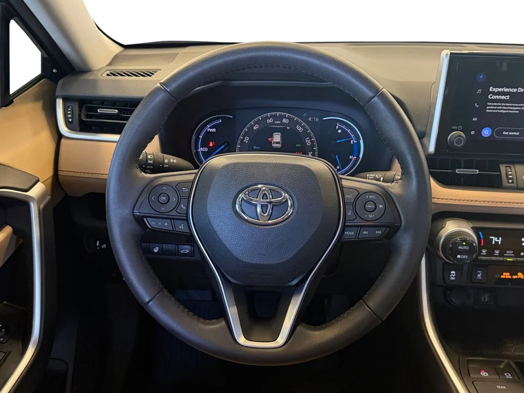 Used 2024 Black Toyota XLE Premium image 17