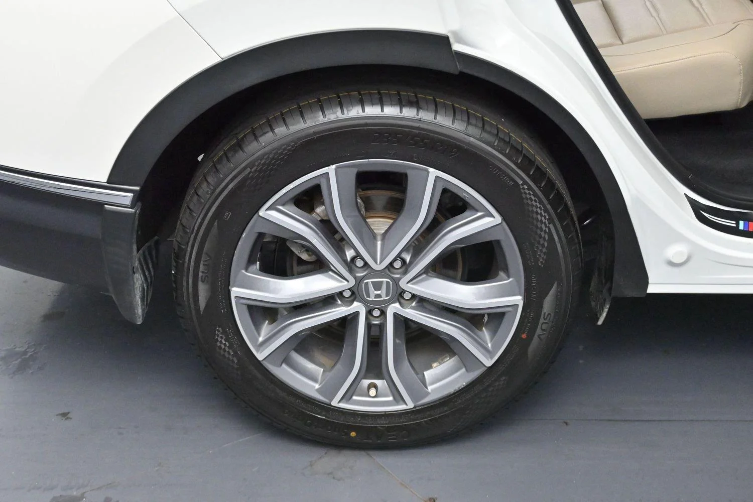Used 2020 Platinum White Pearl Honda Touring image 36