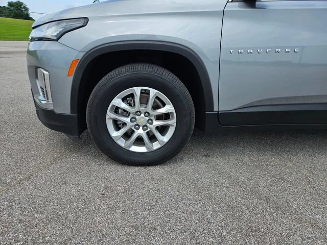 Used 2023 STERLING GRAY METALLIC Chevrolet LS image 28