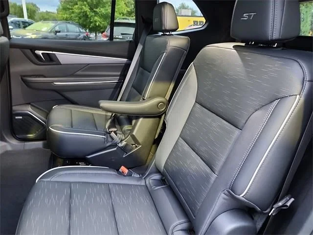 2026 Buick Enclave Sport Touring - Photo 16