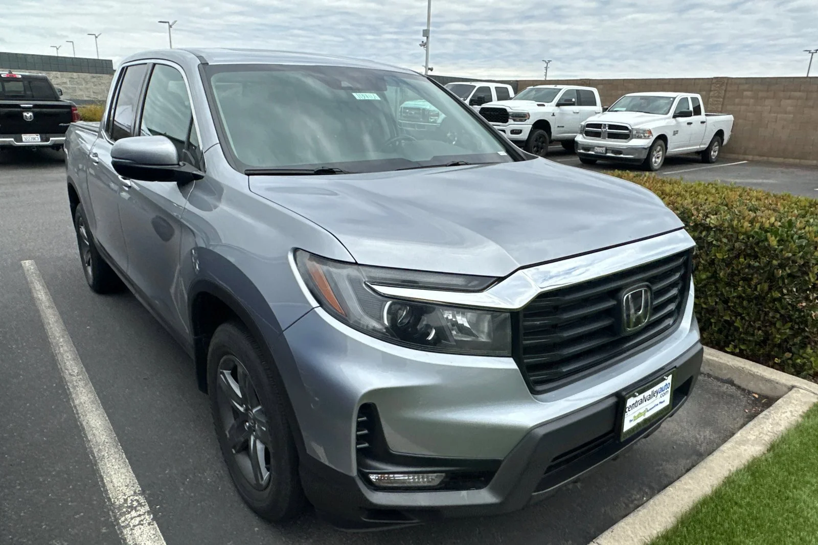 Vehicle Image 2