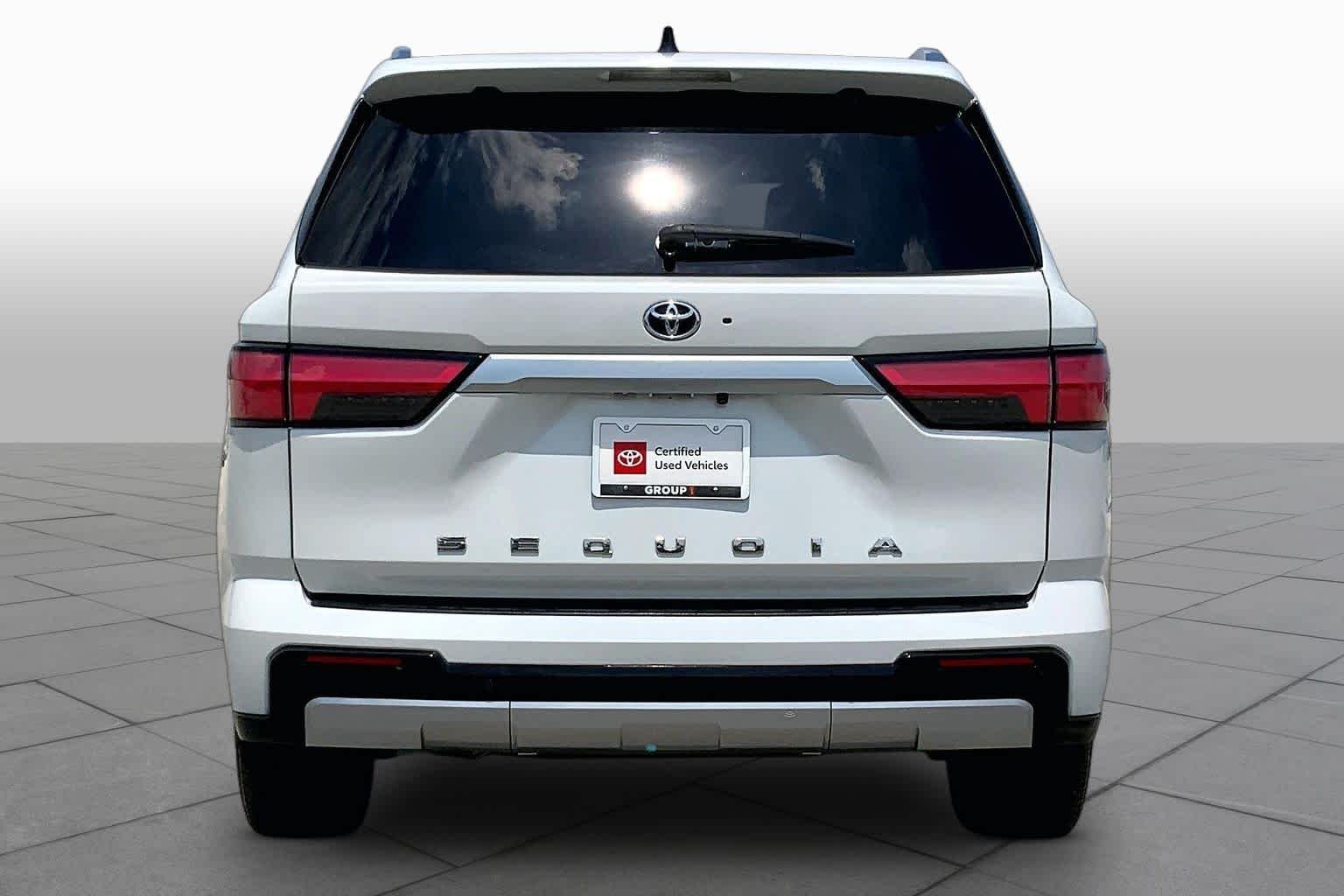 Used 2023 Wind Chill Pearl Toyota Capstone image 5