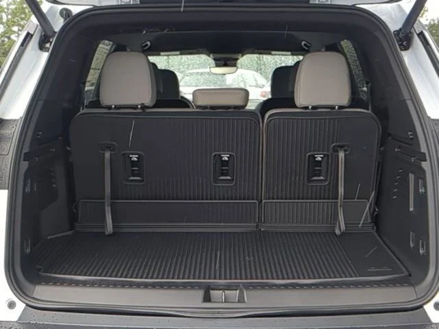 2026 GMC Acadia Elevation - Photo 31