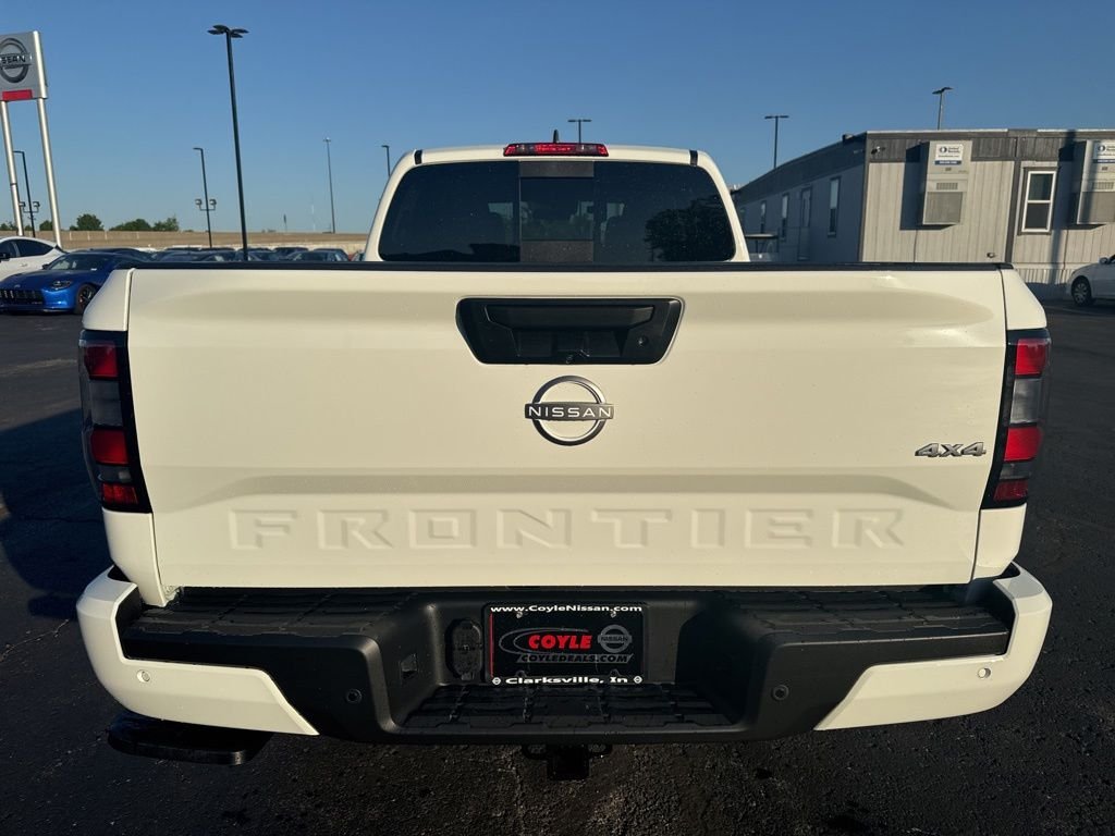 New 2026 Glacier White Nissan Crew Cab SV Long Bed image 4