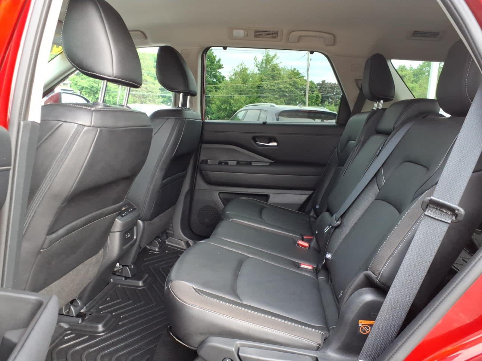 Certified Used 2024 Scarlet Ember Tintcoat Nissan SL image 13