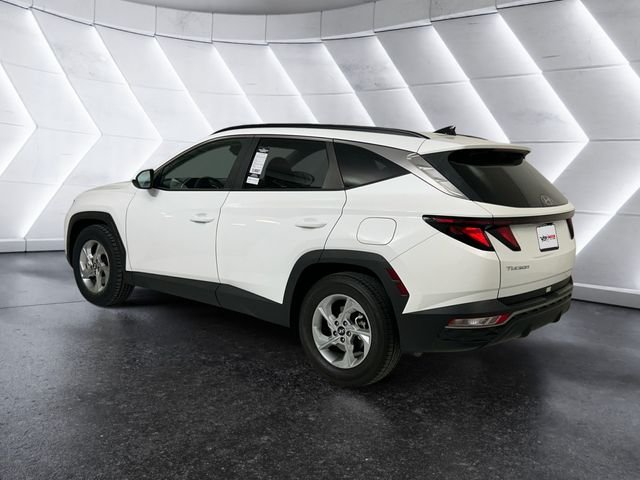 Used 2024 White Hyundai SEL image 6