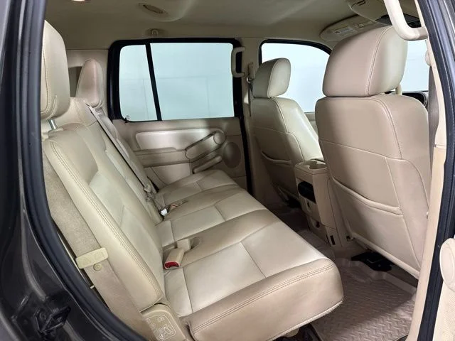 Used 2006 Gray Ford Eddie Bauer image 5