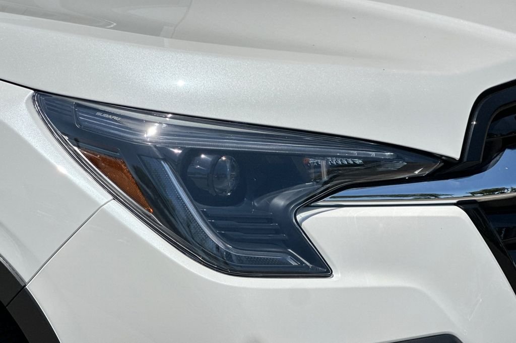 New 2026 CRYSTAL WHITE PEARL Subaru Limited 7-Passenger image 36