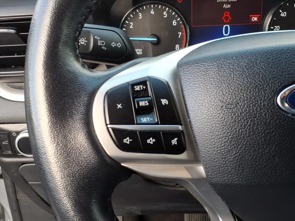 Certified Used 2023 Silver Ford XLT image 18