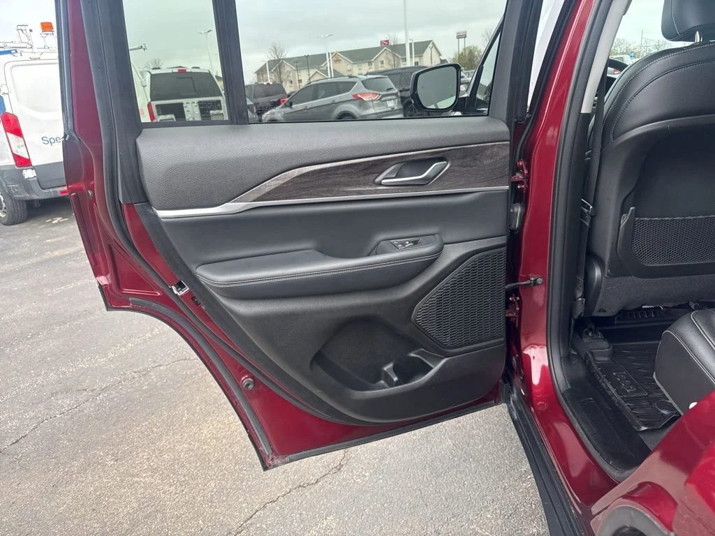 Used 2023 Red Jeep Limited image 30