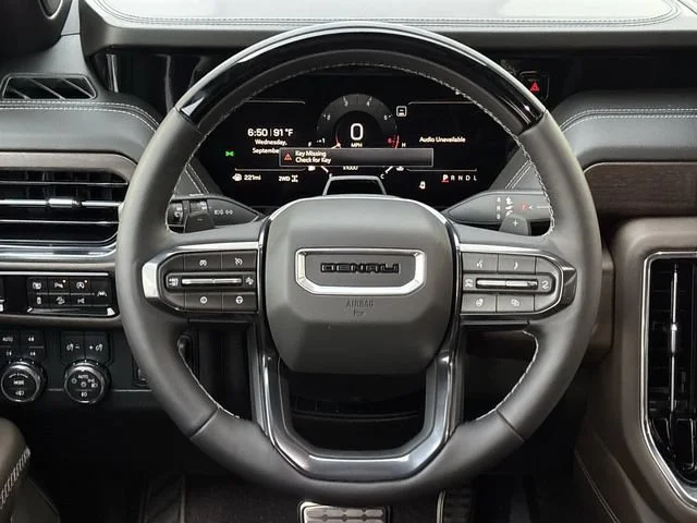 2027 GMC Yukon Denali Ultimate - Photo 13