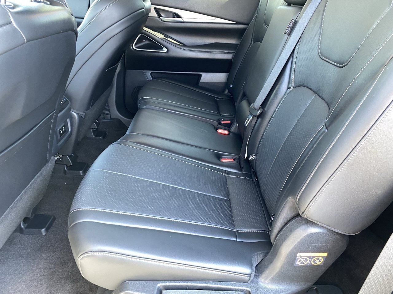 Certified Used 2027 Harbor Gray INFINITI LUXE image 16