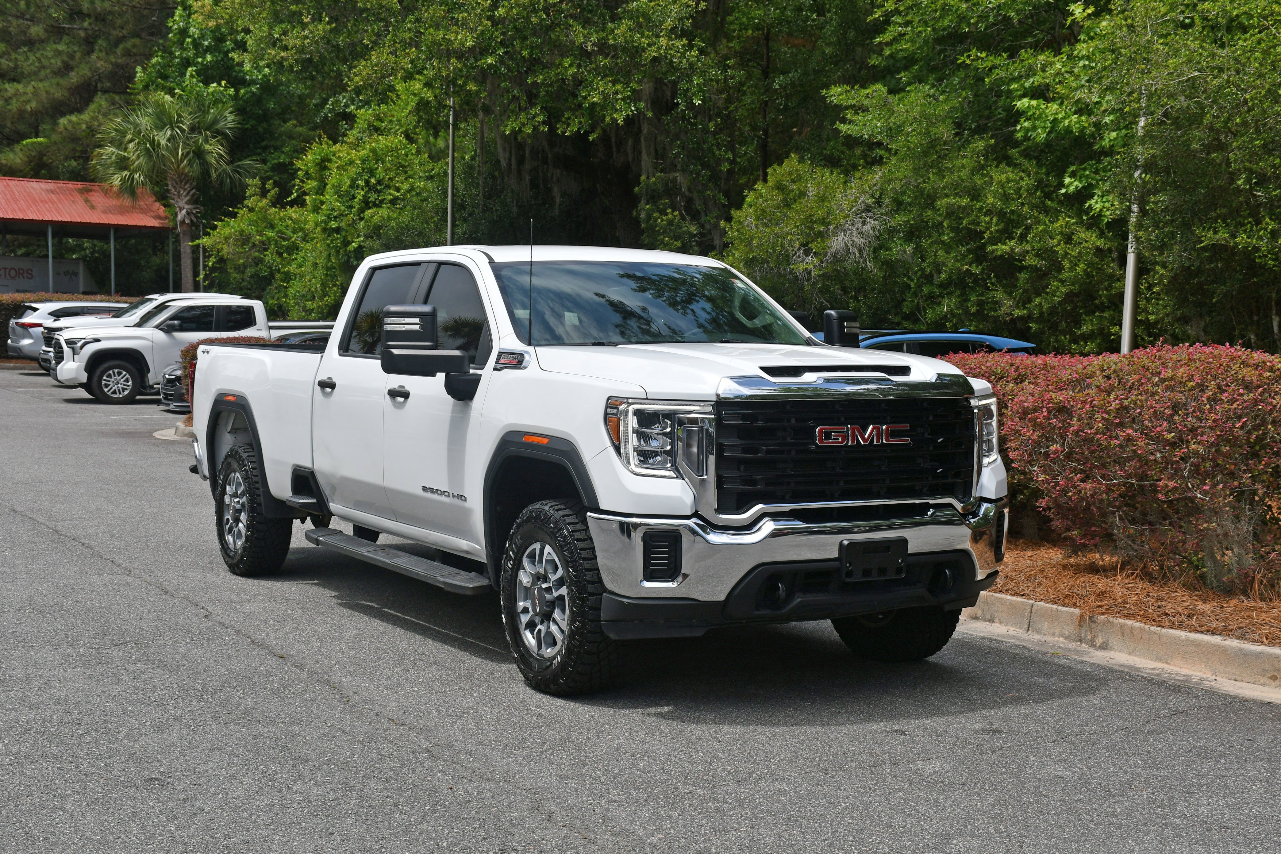 Used 2022 White GMC Pro image 5