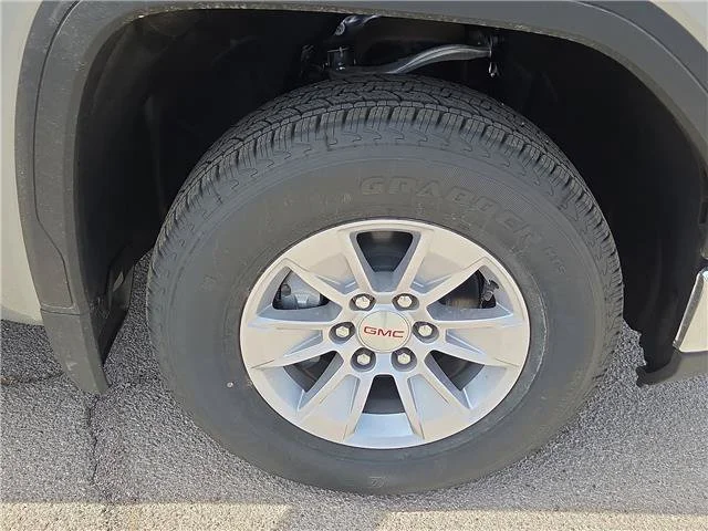 New 2026 Sterling Metallic GMC SLE image 7