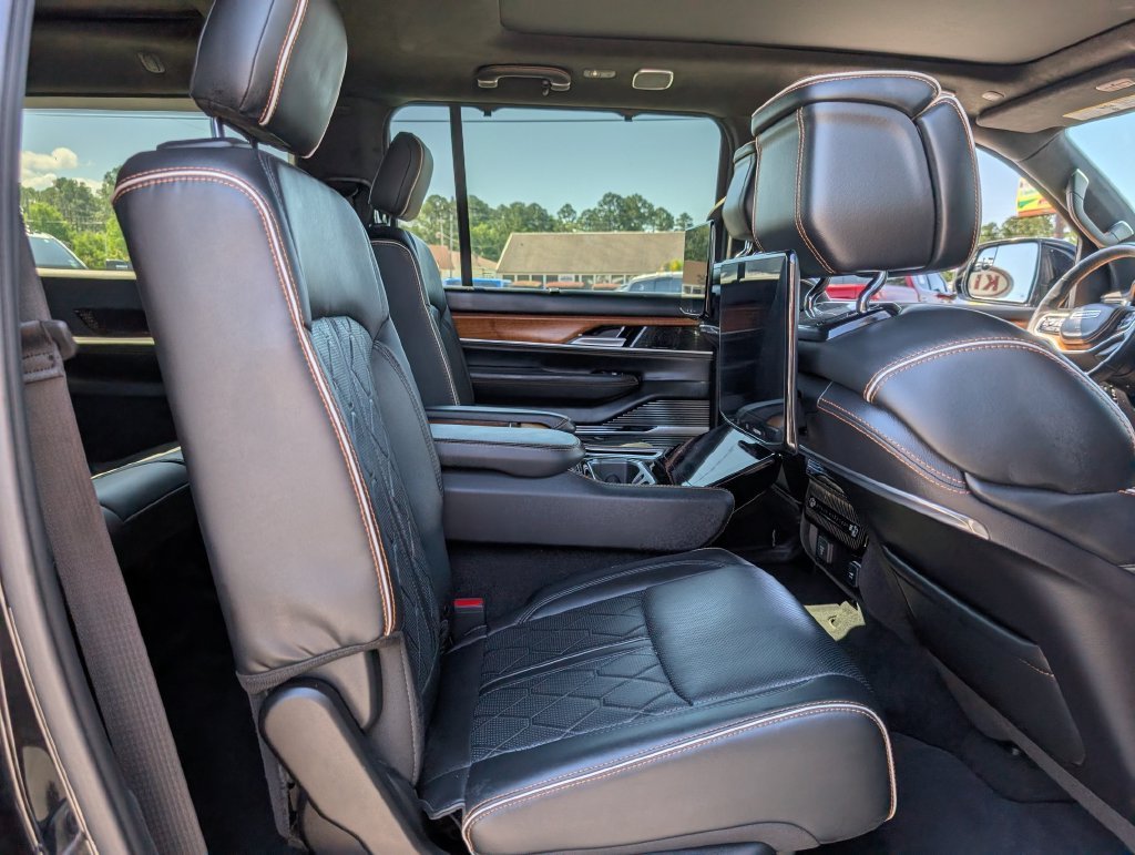 Used 2024 Black Jeep Series III image 20