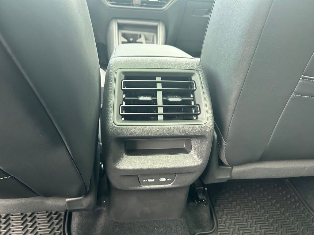 New 2026 White/off-white Volkswagen 2.0T SE R-Line Black image 41